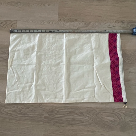 Tory Burch Drawstring Laundry Bag/Travel Bag/Shoe Bag. 17” Wide x 28" Long - Picture 2 of 2